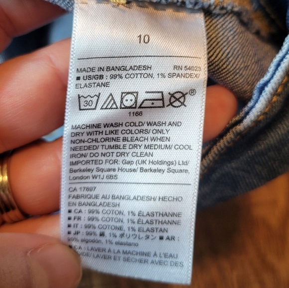 Y2K Gap Button Front Denim Mini Skirt - Picture 4 of 6